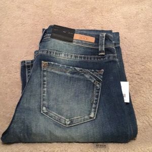 Buckle Jeans
